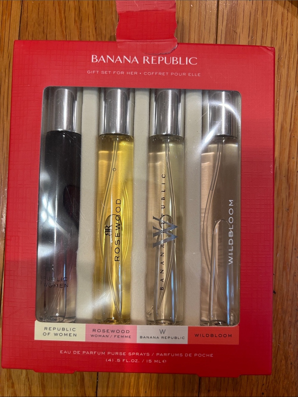 Banana Republic gift set of 4 scents- REPUBLIC OF WOMEN, ROSEWOOD, W, WILDBLOOM.